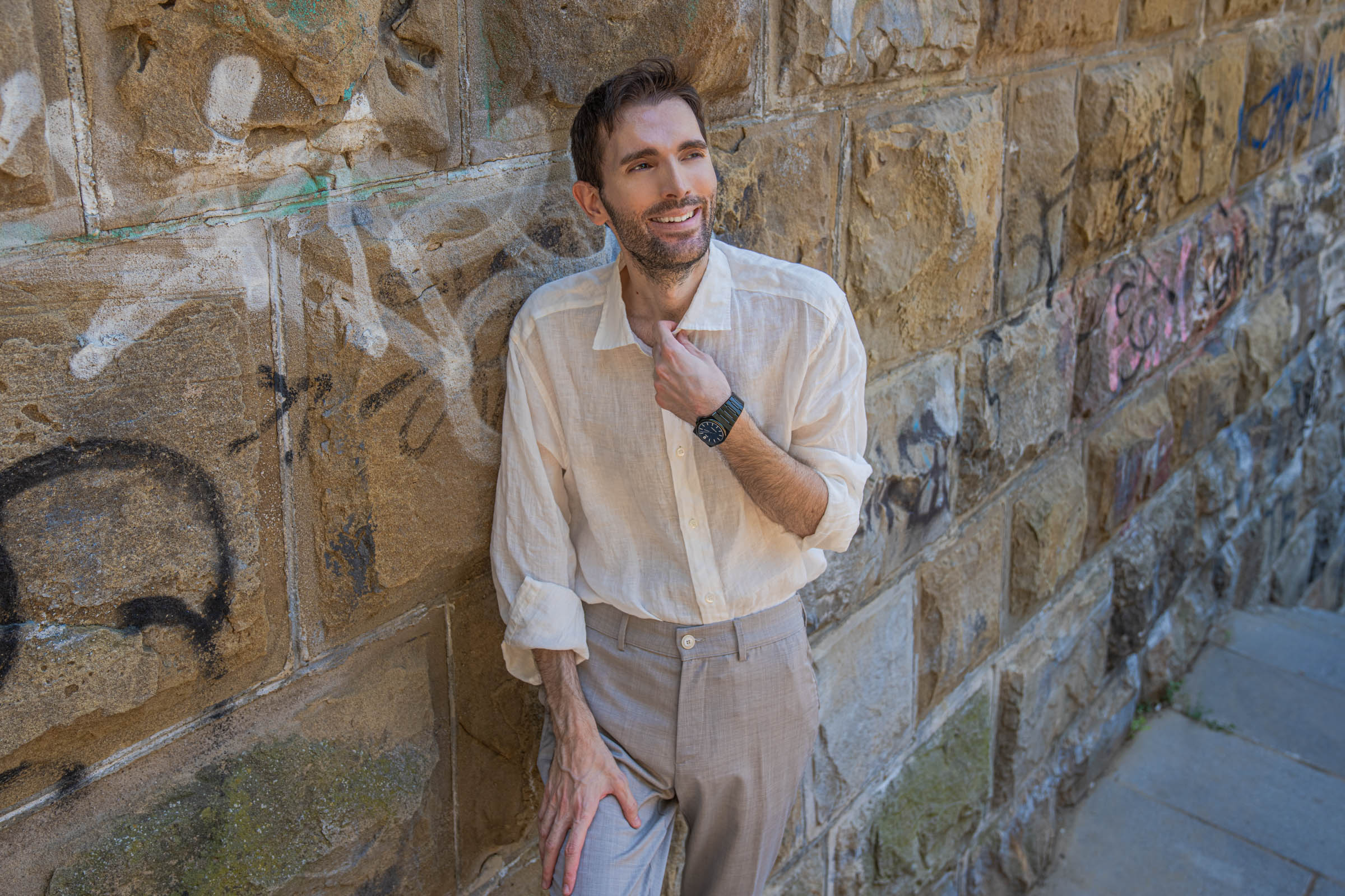 Marko Tadić, founder of the Mr.M blog, in a white Barena Venezia linen shirt with the black Biatec Fusion 03 watch visible on his wrist